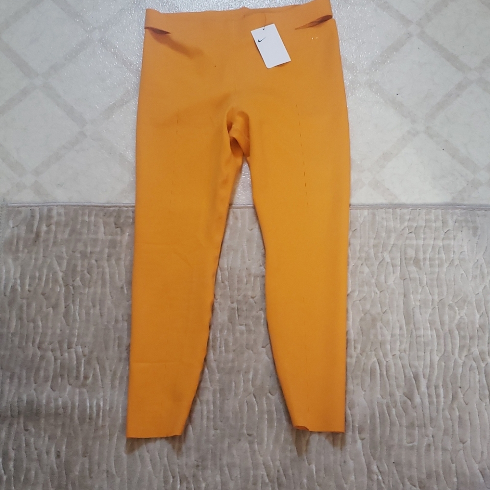 NIKE training leggings